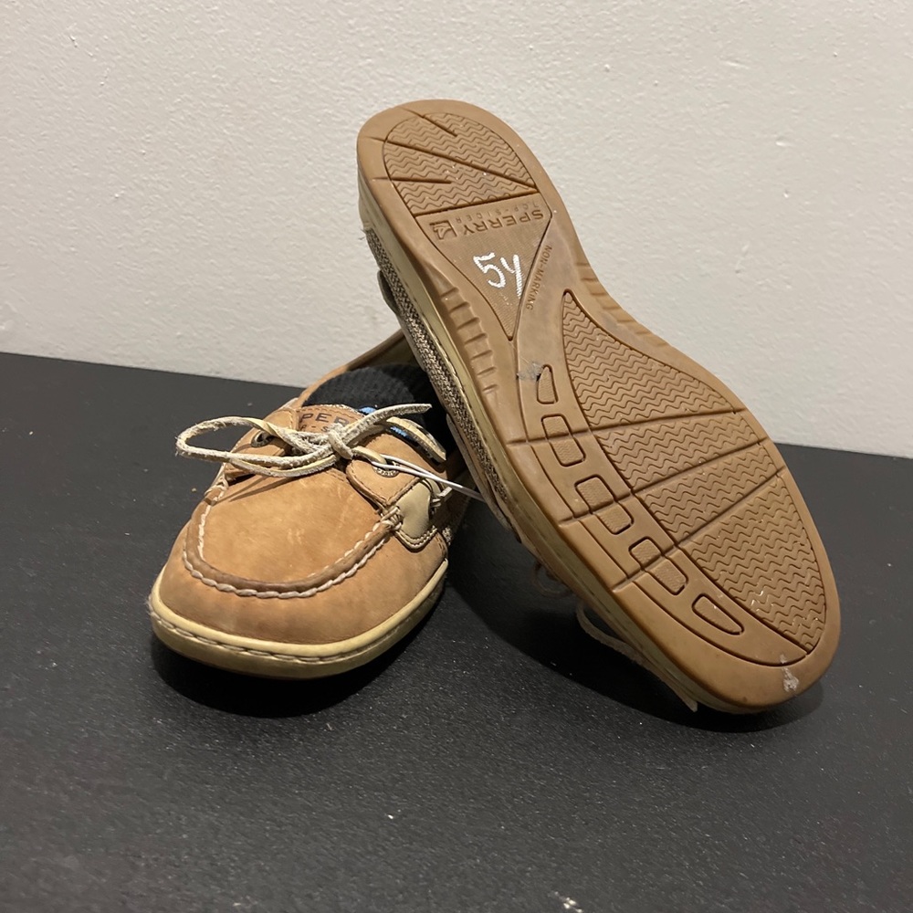 Sperry - Picture 4 of 4